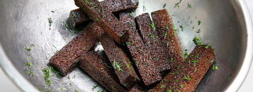 чесночные гренки с соусом. Шаг 6