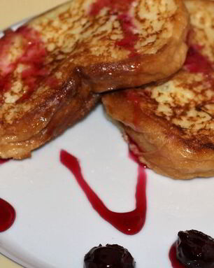 Гренки с молоком и яйцом