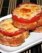 Гренки с сыром и помидорами к завтраку