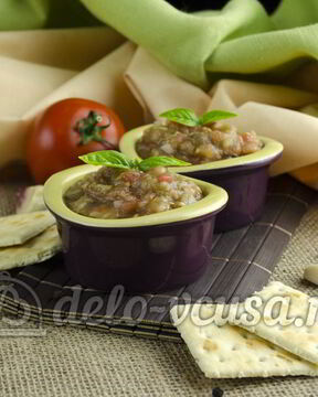 Икра из баклажанов со свежими помидорами