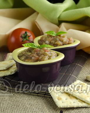 Икра из баклажанов со свежими помидорами