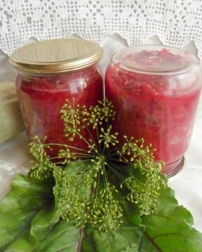 Кабачковая икра со свеклой