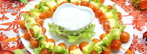 канапе рождественский венок. Шаг 7