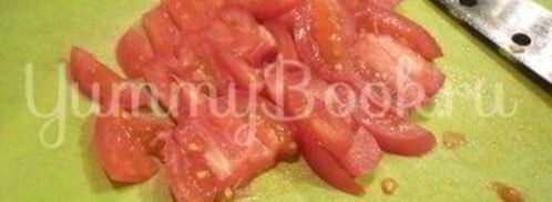 канапе-рулетики из баклажанов с сыром и помидорами. Шаг 12