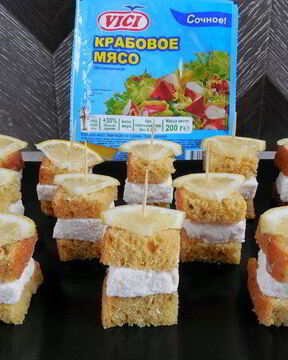 Канапе с крабовым маршмеллоу