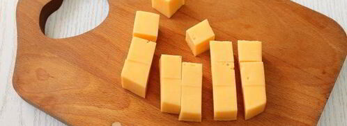 канапе с сыром и виноградом. Шаг 5