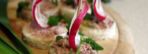 канапе со сливочным паштетом из индейки и редисом. Шаг 6