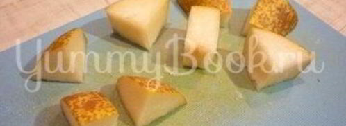 пикантные канапе с сыром, фруктами и маслинами. Шаг 3