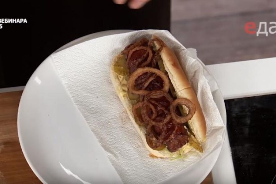 Рецепт хот-дога с беконом и луком фри