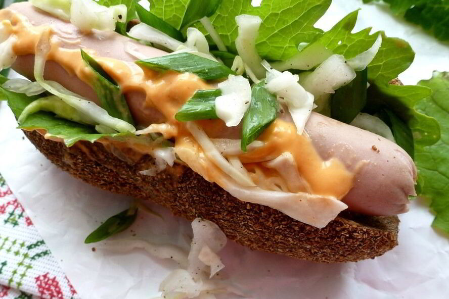 Рецепт хот-дога с капустным салатом