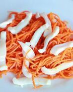 Корейская морковка с кальмарами