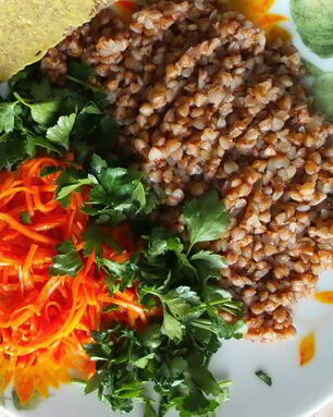 Морковь по-корейски с обжаренным луком