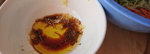 морковь по-корейски с огурцом. Шаг 5