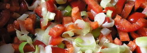 фриттата осенняя с лососем, сладким перцем и луком-пореем. Шаг 4