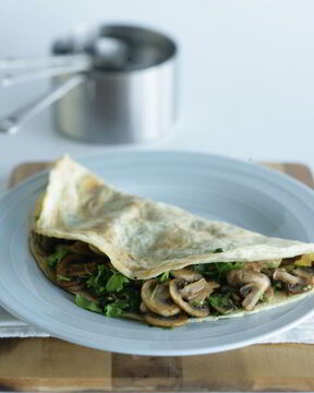 Омлет с шампиньонами и петрушкой