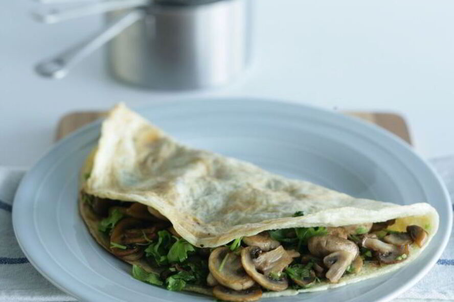 Рецепт омлета с шампиньонами и петрушкой