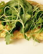 Омлет с сыром и рукколой