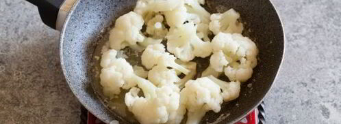 омлет с цветной капустой на сковороде. Шаг 6