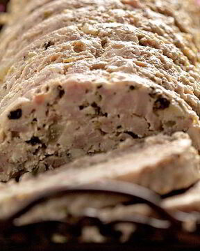 Паштет из дичи с можжевеловыми ягодами