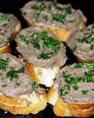 Паштет из кролика с черносливом