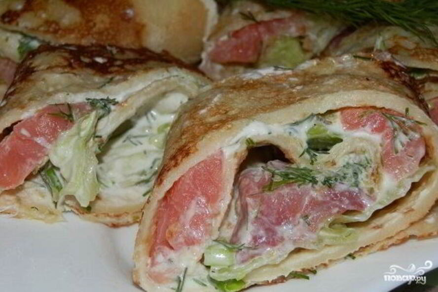 Рецепт блинных роллов с семгой