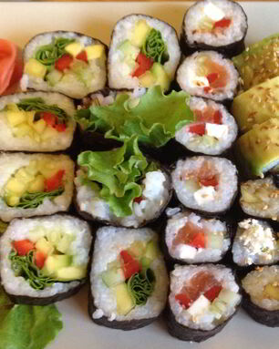 Овощной ролл с манго