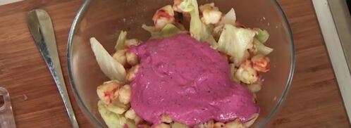 ролл с креветками и клюквенным майонезом. Шаг 3