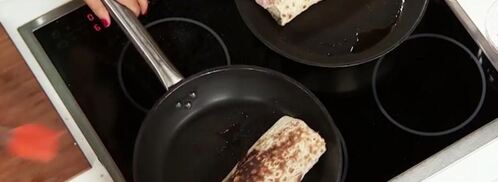 ролл с креветками и клюквенным майонезом. Шаг 4