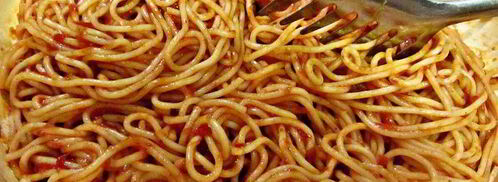 роллы из баклажанов со спагетти. Шаг 9