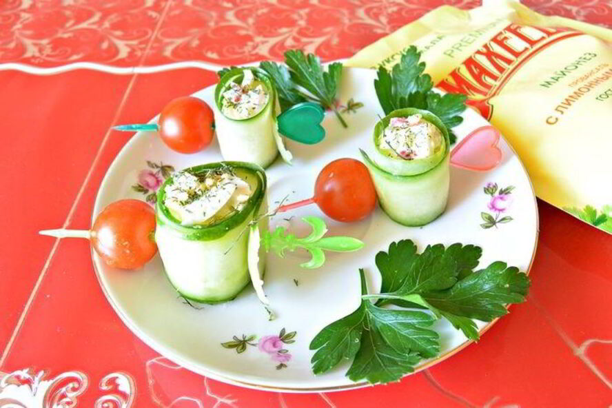 Рецепт роллов из огурца с крабовыми палочками