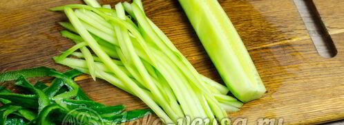 роллы с огурцом каппа маки. Шаг 3