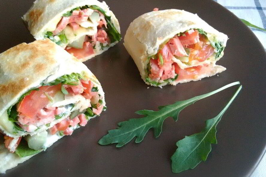 Рецепт роллов с овощами и ветчиной