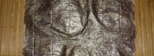 роллы с семгой и огурцом. Шаг 4