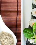 Роллы с тунцом консервированным