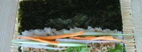 роллы с тунцом консервированным. Шаг 4