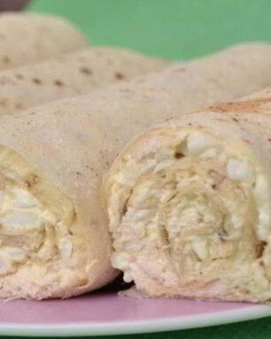 Рулет с курицей и сыром