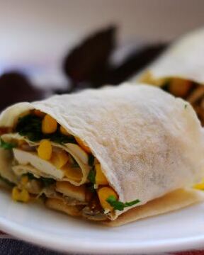 Рулет с тофу и грибами