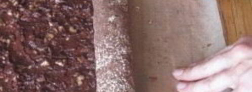 шоколадный рулет с грецкими орехами. Шаг 6