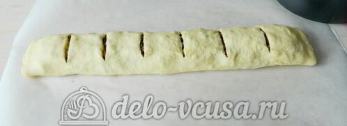 слоеный рулет с фаршем. Шаг 8