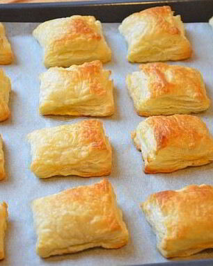 Самса с ветчиной и сыром