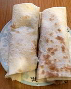 Шаурма из лаваша с курицей