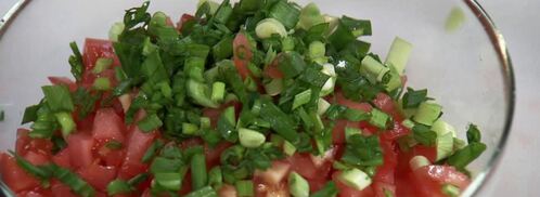 шаверма с курицей на тарелке. Шаг 5