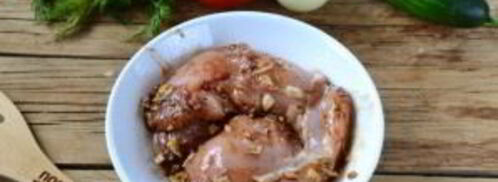 шаверма с пикантной курочкой и чесночным соусом. Шаг 4