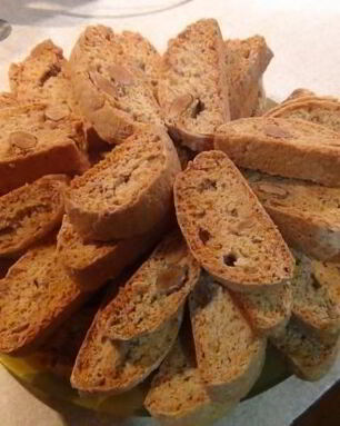 Итальянские сухарики Кантучини