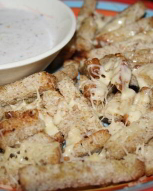 Пшеничные сухарики с сыром