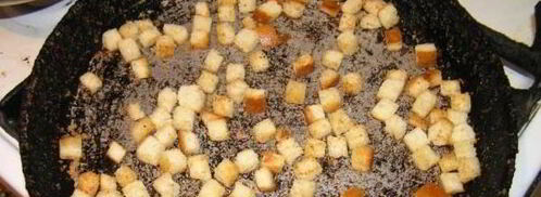 сухарики на сковороде. Шаг 5