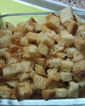 Сухарики с пармезаном