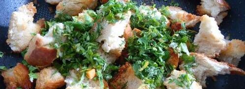 сухарики с зеленью. Шаг 3