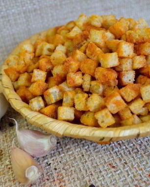 Сухарики в духовке из хлеба