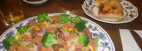 чираши-суши — рис с красной рыбой и икрой. Шаг 3